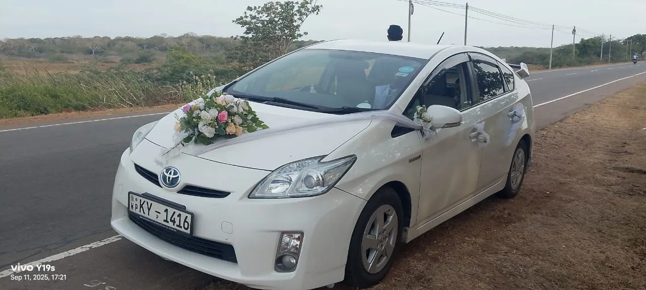 Toyota Prius Premium Sedan for hire Sri Lanka - Comfortable AC car for airport transfers and city tours